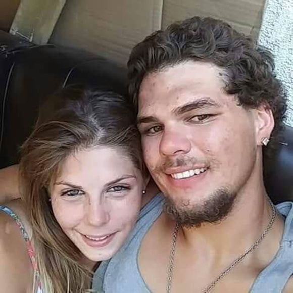 Meet your Posher, Cassandra - Picture 1 of 1